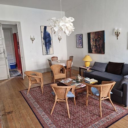 Charming Apartment - Lectoure - Gers Buitenkant foto